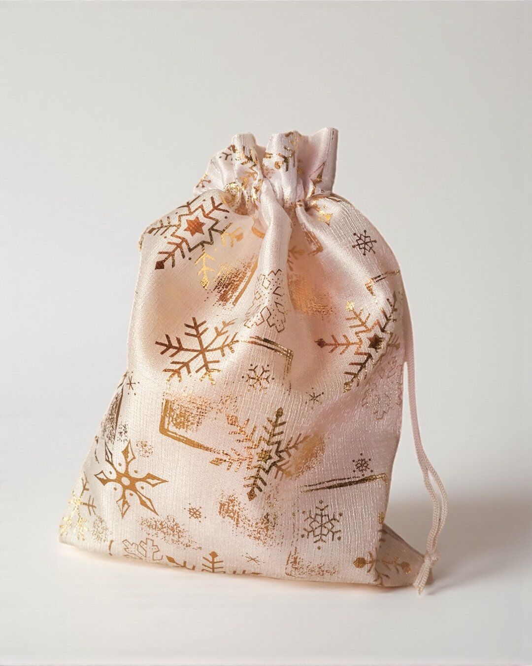 Yılbaşı Altın Varak Baskılı Kumaş Hediye Kesesi, Küçük Boy Hediye Torbası, Beyaz, 12 Adet-13x18 Cm