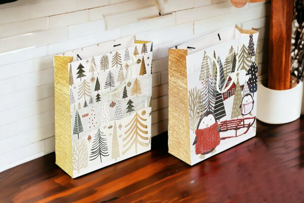 Yılbaşı Yeniyıl Karton Çanta Altın Varak Baskılı 26x32x10 Cm 2 Adet