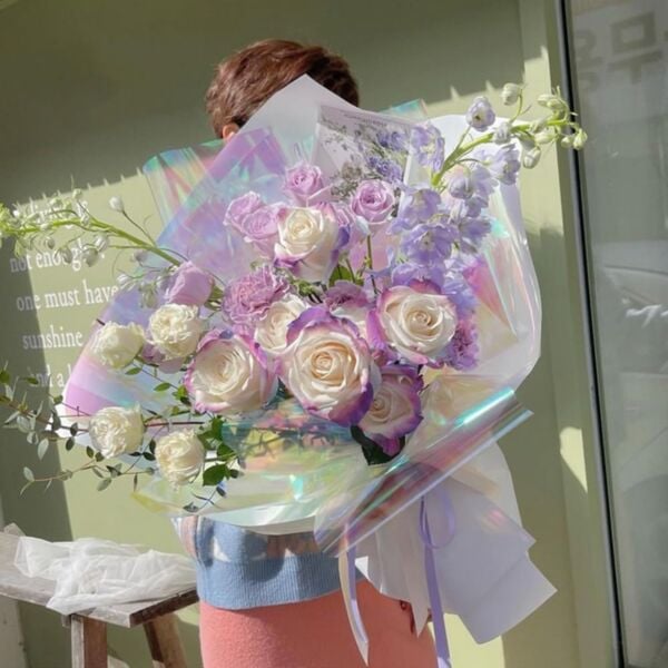 Yanardöner Jelatin Ambalaj Kağıdı, 10 Adet 57x57cm, Gökkuşağı Efektli Çiçek ve Hediye Paketleme Kağıdı