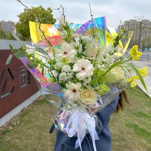 Yanardöner Jelatin Ambalaj Kağıdı, 10 Adet 57x57cm, Gökkuşağı Efektli Çiçek ve Hediye Paketleme Kağıdı