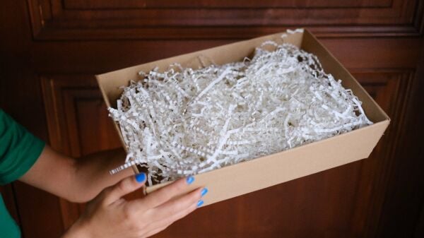 Roco Paper Jelatinli Kağıt Hediye Paketleme Sepeti Kraft 2 Set - 9 Parça (Zigzag, Etiket, Fiyonk)