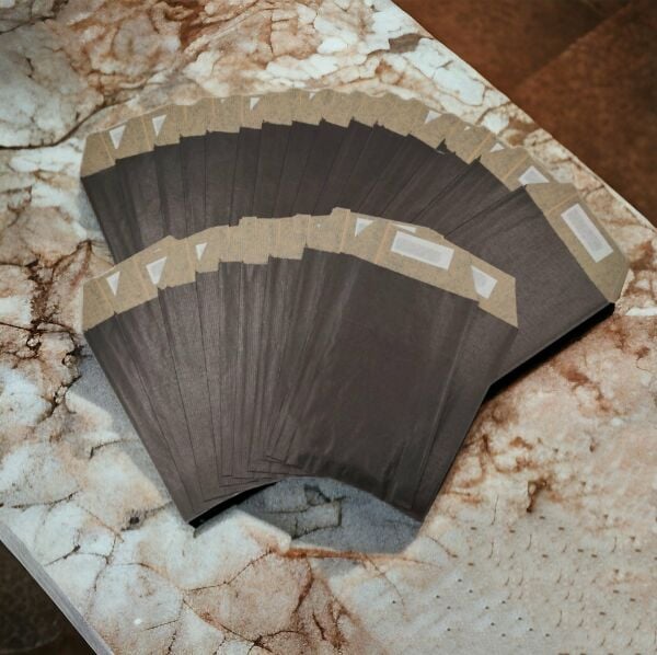 Roco Paper Hediye Paketi 25*6*30 cm Dipsiz Kese Kağıdı Yapışkanlı Ağız Siyah 25'li Paket