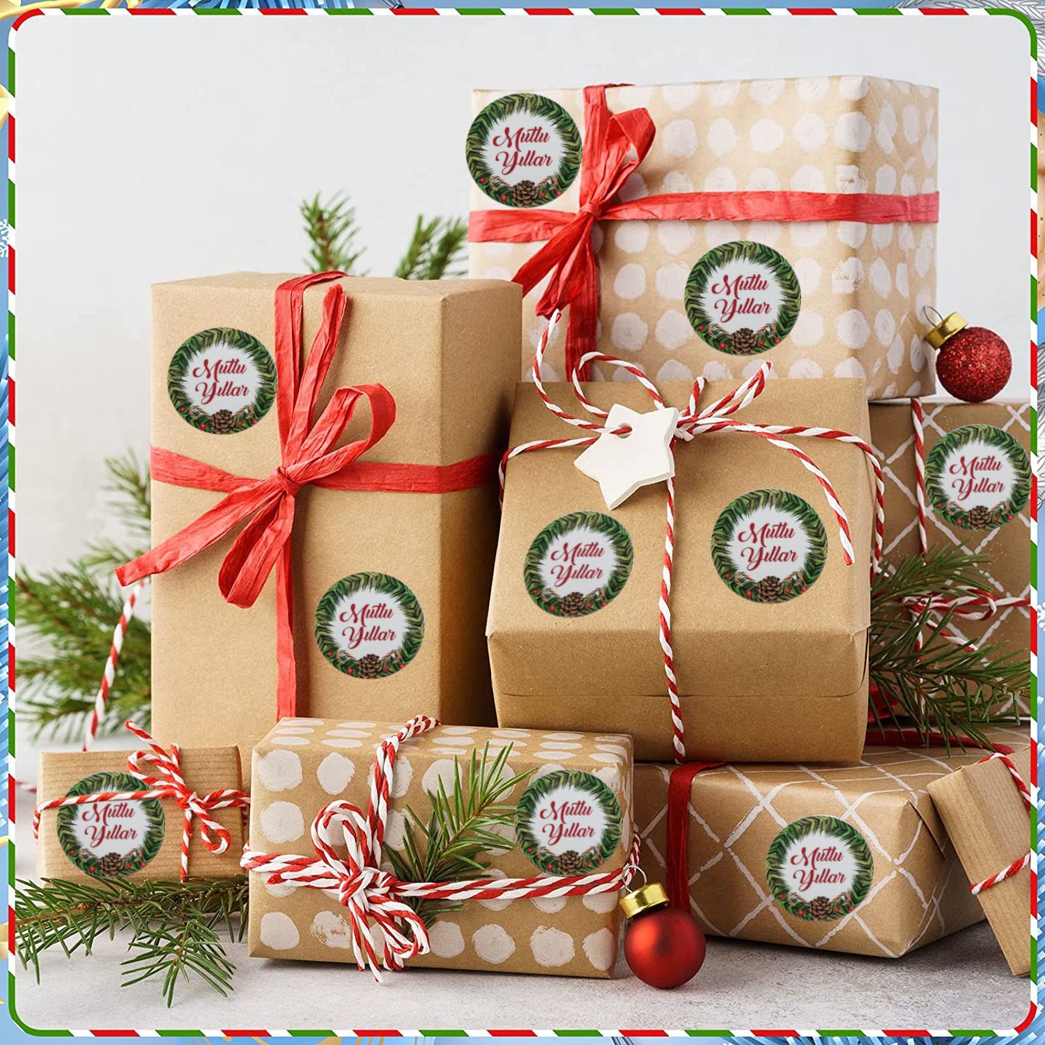 Yılbaşı Sticker - 35 Adet - Yılbaşı Duvar, Cam, Hediye Kutusu Sticker - 3x3 Cm, - Mutlu Yıllar K1