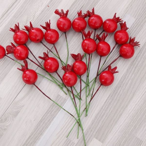 Yılbaşı Çubuklu Süsleme Topları Küçük Kırmızı Nar 15’li Paket