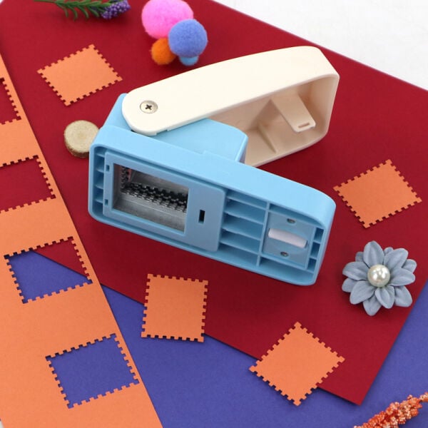 Orta Boy Posta Pulu Şekilli Mini Delgeç, DIY, Hobi El İşleri Kağıt ve Eva Kesici, 31.7 x 38.1 mm