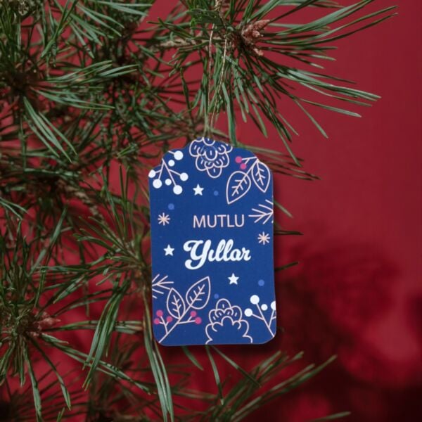Yılbaşı Mutlu Yıllar Yazılı Hediye Etiketi, Delikli Yeniyıl Paketleme Kartı, 50 Adet, 5,5 x 7 Cm