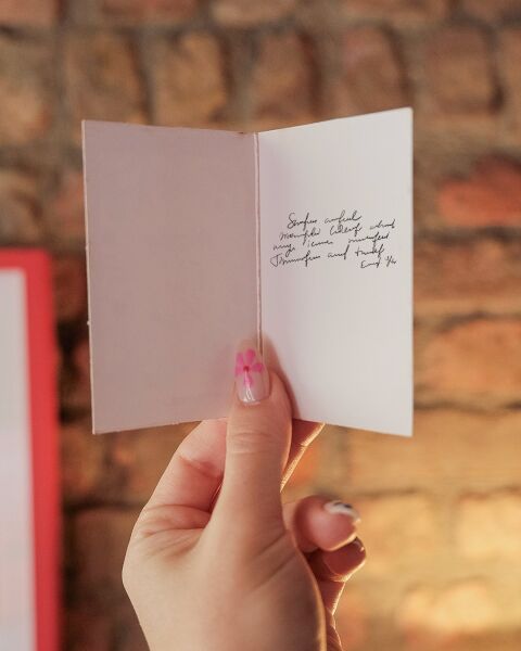 Yılbaşı Happy New Year Yazılı Hediye Kartı - Yeniyıl Tebrik & Not Kartı, 25 Adet, Krem, 5x8 Cm