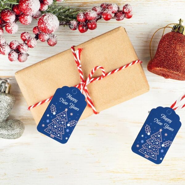 Yılbaşı Happy New Years Yazılı Hediye Etiketi, Delikli, Çam Desenli Paketleme Kartı, 50 Adet, 4,5x7.5Cm