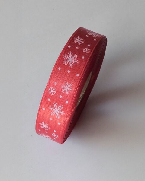 Yılbaşı Temalı Saten Kurdele, Beyaz Kar Desenli Hediye Paketleme Şeridi, Kırmızı, 2 Cm x 20M