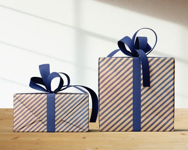 Kraft Hediye Paketleme Kağıdı, Lacivert Verev Çizgili-40gr, Ambalaj Kağıdı 70x100 Cm - 10'lu Paket