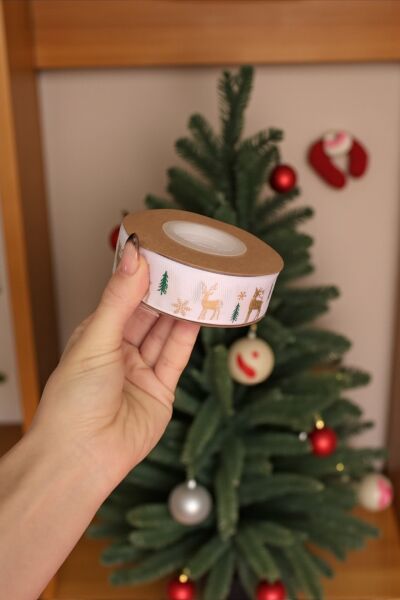Yılbaşı Grogren Beyaz Kurdele – Geyik Desenli Hediye Paketleme, Hobi Süsleme Şeridi, 2.5 Cm - 18 M