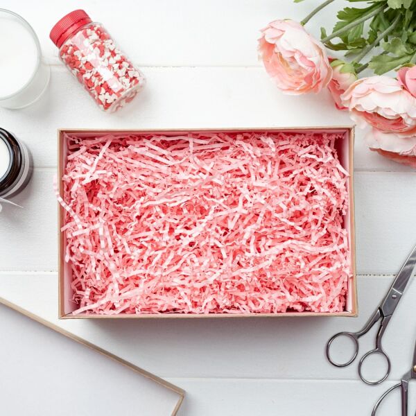 Zigzag Kırpık Kağıt, Hediye ve Kargo Koruma Malzemesi, Ambalaj Dolgu Kağıdı, Süsleme ve Paketleme Kırpıntı Kağıdı, 500 gr, Pembe