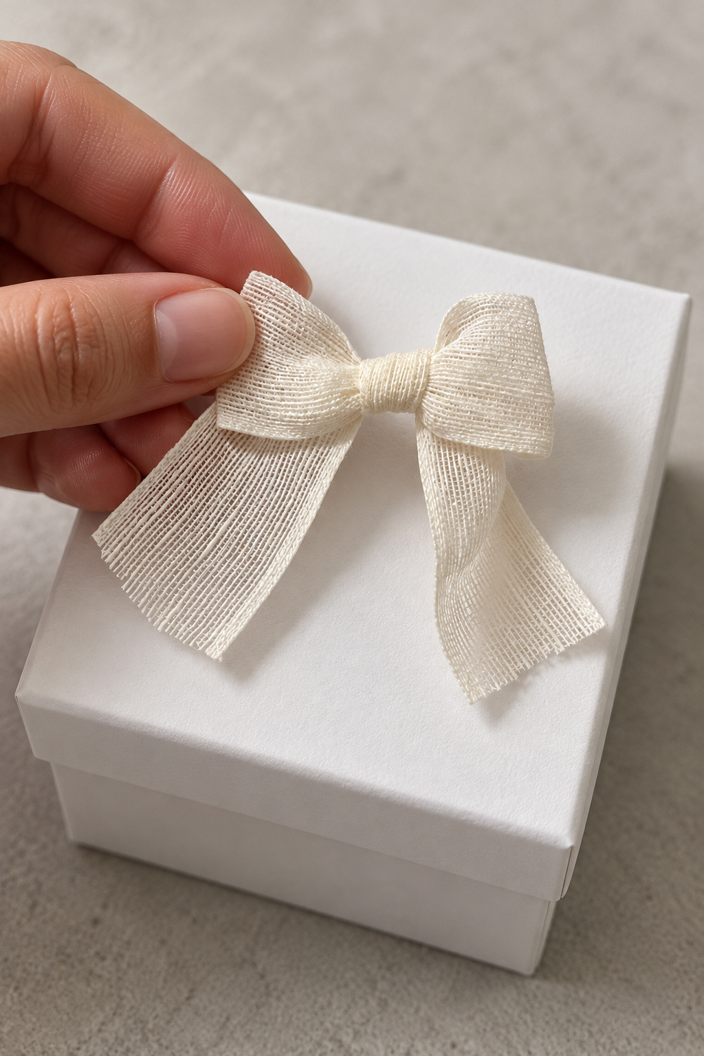 Keten Kurdele Fiyonk 5 cm 25'li Paket Krem
