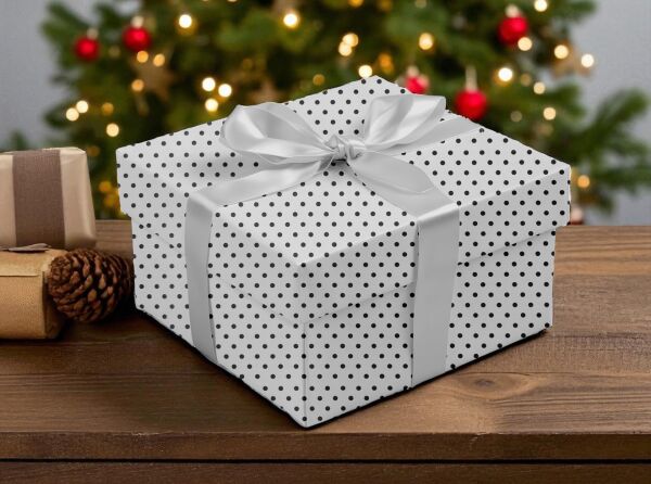 Siyah Puantiyeli Beyaz Ambalaj Kağıdı Seti, 10 Rulo Kağıt(70x100Cm)-12 Rafya-20m İp-Bant ve Makinesi