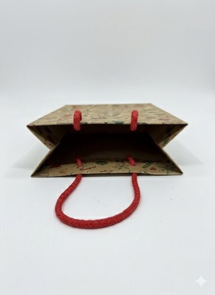 Yılbaşı Desenli Kraft Karton Çanta Seti - 6lı, Kırmızı Saplı Parti, Noel, Hediye Çantası, 12x17 Cm