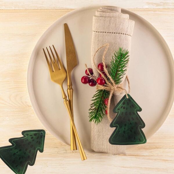Yılbaşı Çam Ağacı Tasarımlı Hediye Etiketi, Delikli Yeniyıl Paketleme Kartı, 50 Adet, 5,5 x 8 Cm