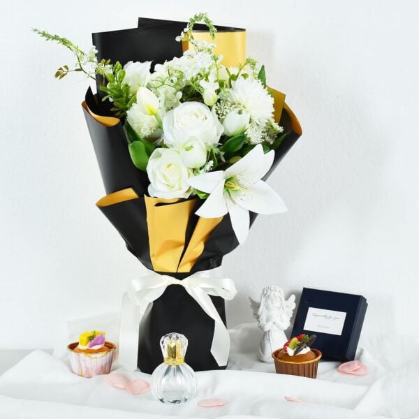 Çiçek Ambalaj Kağıdı 5li, Çift Yüzlü-58x58 Cm, Mat Şeffaf Hediye Buket Sargı Kağıdı, Siyah & Altın